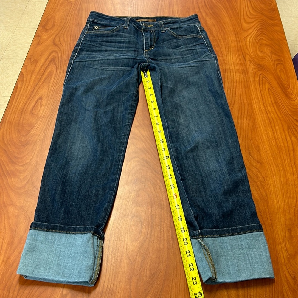 Joe’s size 26 Cool Off Clean Cuff Crop Samantha Jeans
